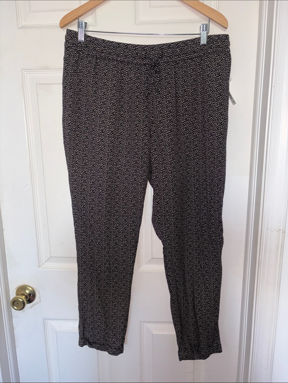 Old Navy Droit Geometric Diamond Pattern Pull-On Pants Size L